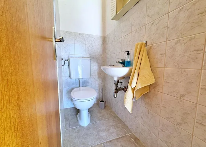 With A Parking Space Nska, Krk - 23878 Appartamento Malinska