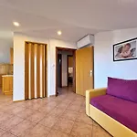 Apartamento With A Parking Space Nska, Krk - 23878 *